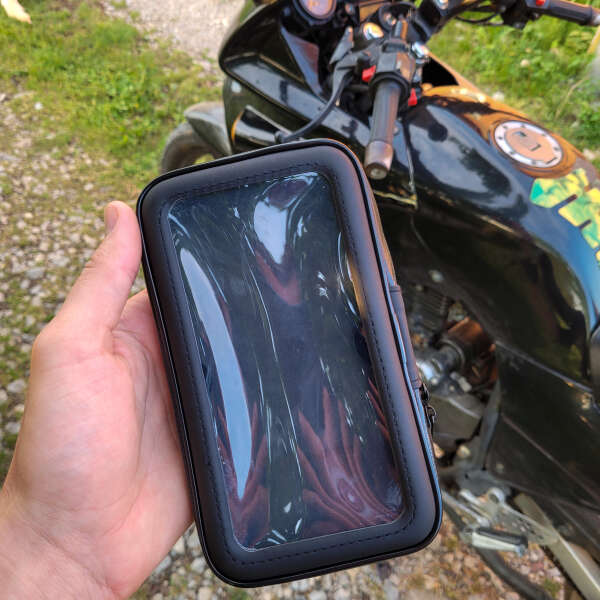 Strailer - Adjustable phone case for motorcycle